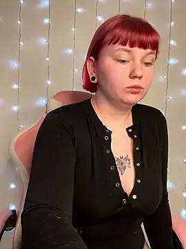 Snapshot of _spacefleet_ chatting on 01-09-26, 11:44 spacefleet online show from 01-09-26, 11:44