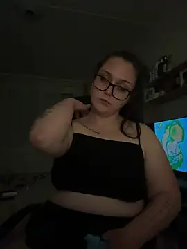 Snapshot of DaisyBaizee chatting on 06-01-26, 12:00 DaisyBaizee online show from 06-01-26, 12:00