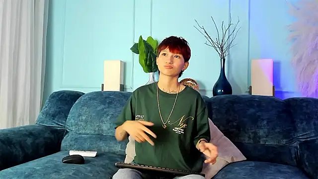 Jessi Suho online show from 01-11-26, 07:54