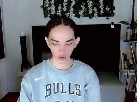 sora jun online show from 03-27-26, 12:39