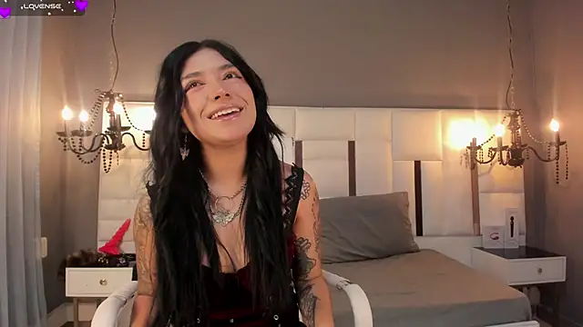 Snapshot of MAGIC_ISIS_ chatting on 01-16-26, 04:38 MAGIC ISIS online show from 01-16-26, 04:38