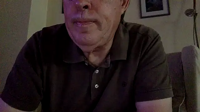 alfredo10011 online show from 06-22-26, 03:42