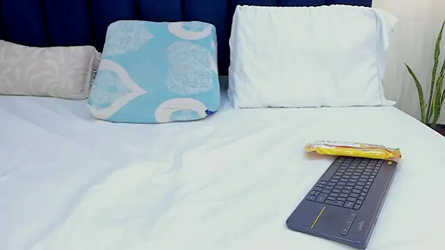 mayaevansmg online show from 03-13-26, 12:10