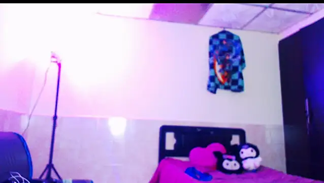 jazmin wolf online show from 02-19-26, 12:02