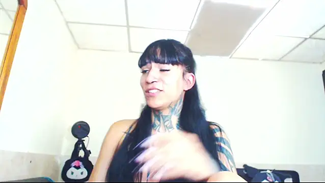 jazmin wolf online show from 05-20-26, 05:10