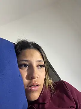 vicky bass  online show from 05-06-26, 01:09