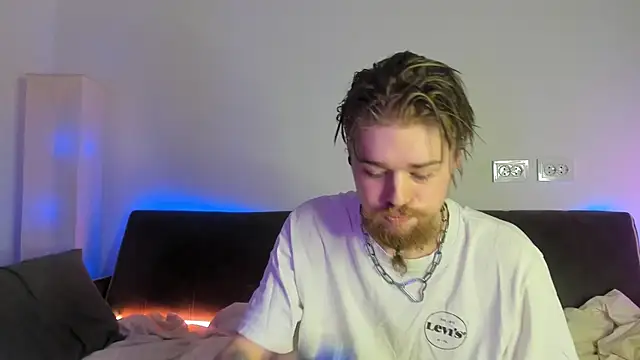 Lev Miller online show from 03-04-26, 02:41