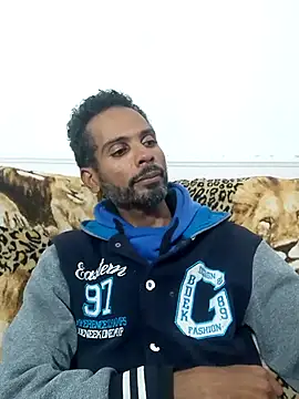Snapshot of moreno_alpha_br chatting on 07-16-26, 01:57 moreno alpha br online show from 07-16-26, 01:57