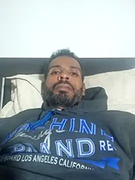 Snapshot of moreno_alpha_br chatting on 06-28-26, 10:43 moreno alpha br online show from 06-28-26, 10:43