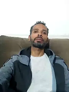 Snapshot of moreno_alpha_br chatting on 06-21-26, 08:58 moreno alpha br online show from 06-21-26, 08:58