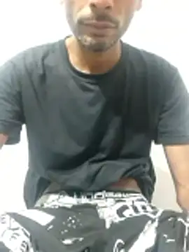 Snapshot of moreno_alpha_br chatting on 02-10-26, 03:38 moreno alpha br online show from 02-10-26, 03:38