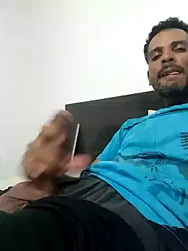 Snapshot of moreno_alpha_br chatting on 02-15-26, 05:30 moreno alpha br online show from 02-15-26, 05:30