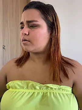 Snapshot of ZoetteUrus chatting on 01-09-26, 12:56 ZoetteUrus online show from 01-09-26, 12:56