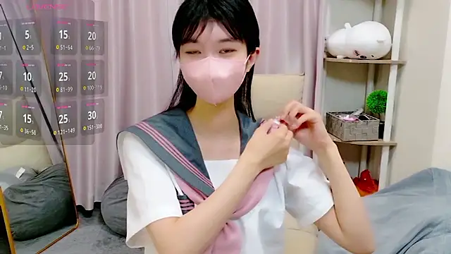 Snapshot of Rui-chaaan chatting on 02-25-26, 10:37 Rui-chaaan online show from 02-25-26, 10:37