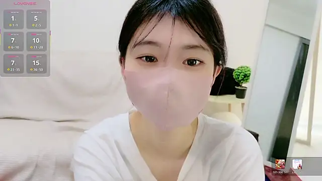 Snapshot of Rui-chaaan chatting on 01-17-26, 05:33 Rui-chaaan online show from 01-17-26, 05:33