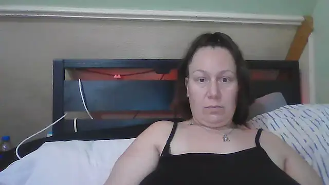 Snapshot of DallaStone chatting on 01-11-25, 04:03 DallaStone online show from 01-11-25, 04:03