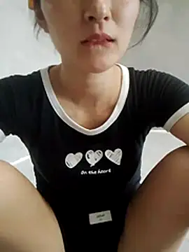 Snapshot of Asami_6868 chatting on 05-15-26, 08:56 Asami 6868 online show from 05-15-26, 08:56