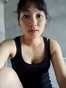 Snapshot of Asami_6868 chatting on 05-28-26, 04:09 Asami 6868 online show from 05-28-26, 04:09