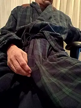 DucesWild23 online show from 01-08-26, 04:07