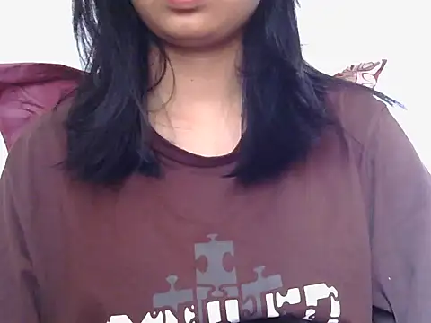 Snapshot of hina_001 chatting on 01-18-26, 07:01 hina 001 online show from 01-18-26, 07:01