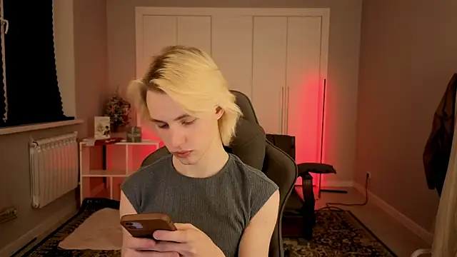 lucidangelok1 online show from 03-16-26, 06:21