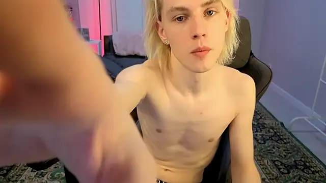 lucidangelok1 online show from 02-25-26, 01:22