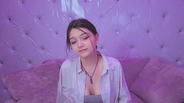 Snapshot of xxxnaughtyfoxyxxx chatting on 01-11-26, 09:38 xxxnaughtyfoxyxxx online show from 01-11-26, 09:38