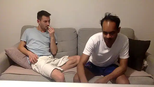 batschi0512 online show from 01-11-26, 08:38