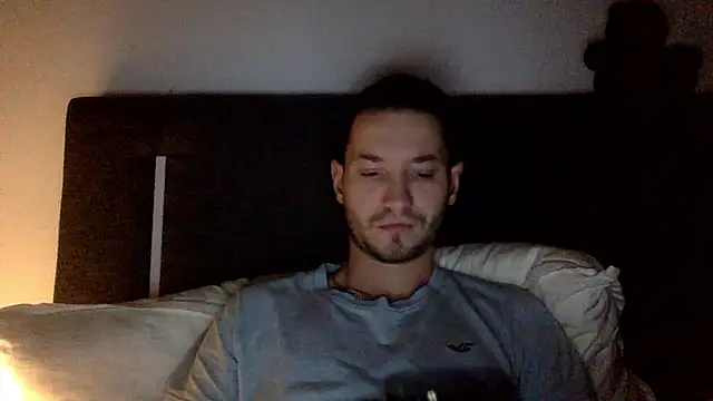 batschi0512 online show from 01-13-26, 03:43