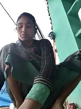 lodhi8080 online show from 02-14-26, 01:28