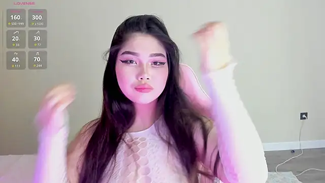 Snapshot of Aiko_mainee chatting on 01-09-26, 01:12 Aiko mainee online show from 01-09-26, 01:12