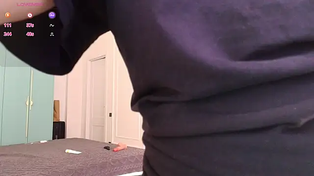 Aiko mainee online show from 04-13-26, 03:10