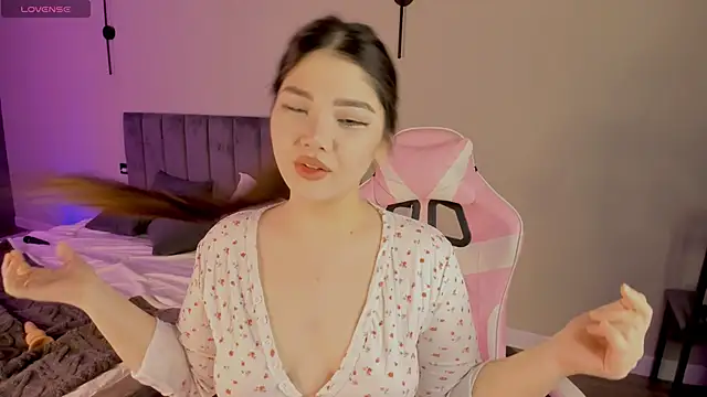 Aiko mainee online show from 02-06-26, 03:13