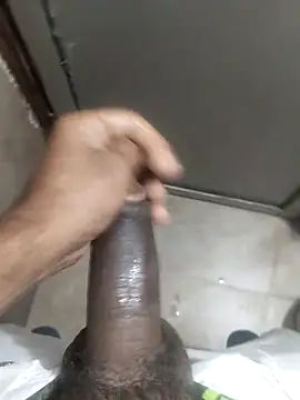 Snapshot of 8inchhere chatting on 02-06-26, 04:47 8inchhere online show from 02-06-26, 04:47