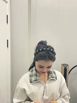 Snapshot of 940940_1688 chatting on 02-02-26, 12:48 940940 1688 online show from 02-02-26, 12:48