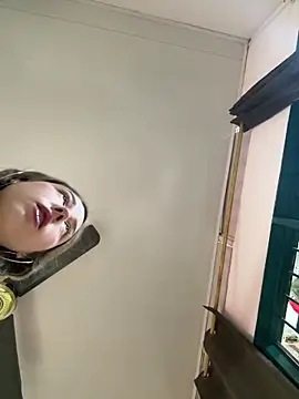 lriana miller online show from 02-22-26, 06:09