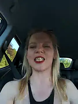 VlaamseMaaike online show from 04-30-26, 06:15