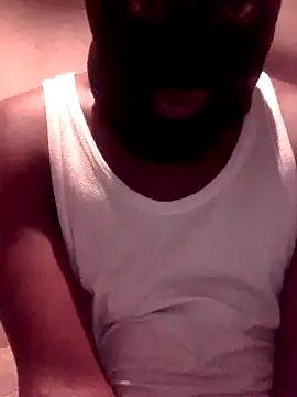 Snapshot of blackfana chatting on 05-20-26, 04:15 blackfana online show from 05-20-26, 04:15