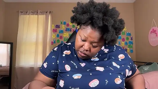 Chocolatebunnyxx96 online show from 06-19-26, 06:36