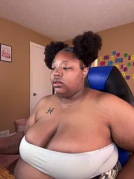 Snapshot of Chocolatebunnyxx96 chatting on 05-31-26, 03:40 Chocolatebunnyxx96 online show from 05-31-26, 03:40