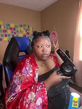 Chocolatebunnyxx96 online show from 06-10-26, 05:47
