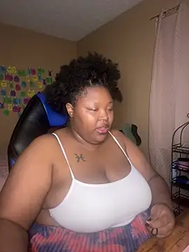 Chocolatebunnyxx96 online show from 06-30-26, 05:18