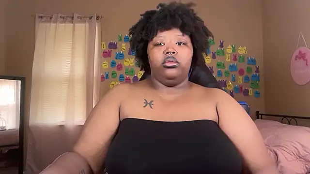 Chocolatebunnyxx96 online show from 06-27-26, 03:29