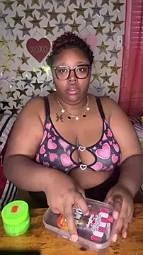 Chocolatebunnyxx96 online show from 02-15-26, 10:52