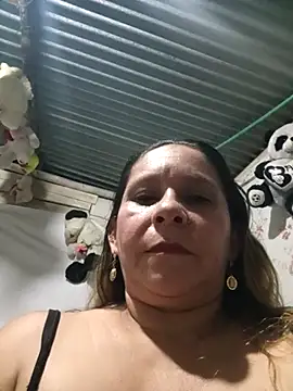 chiquitahot  online show from 03-23-26, 04:23