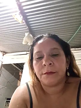 chiquitahot  online show from 04-08-26, 12:06