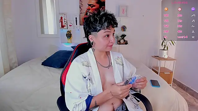 Zury Ramirez online show from 03-21-26, 08:57