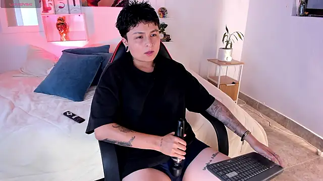 Zury Ramirez online show from 03-16-26, 07:49