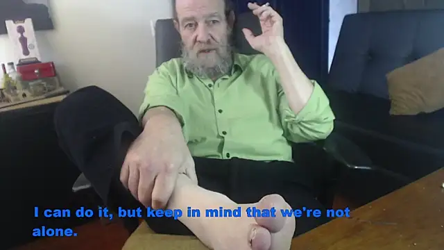 Uncle Hottie online show from 07-12-26, 04:30