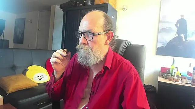 Uncle Hottie online show from 05-31-26, 06:09